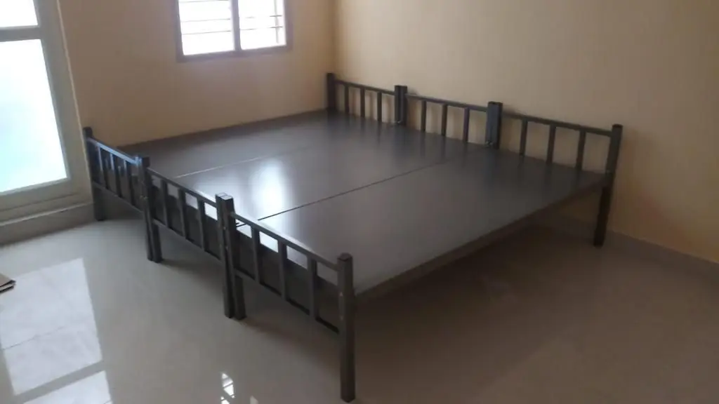 Wrought Iron single Bed  view 5