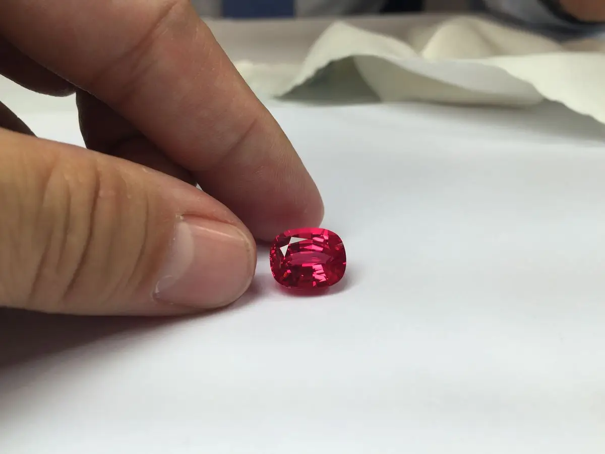 4 Ratti (3.50-4 Carat) Red American Diamond Natural Zircon Gemstone (Ovel Shape) | ASTROBJ view 2