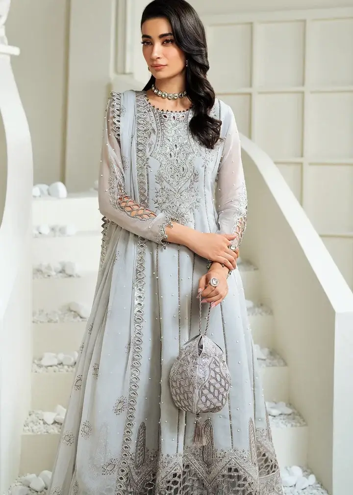 ALIZEH CELINE LUNA HC002055 view 2