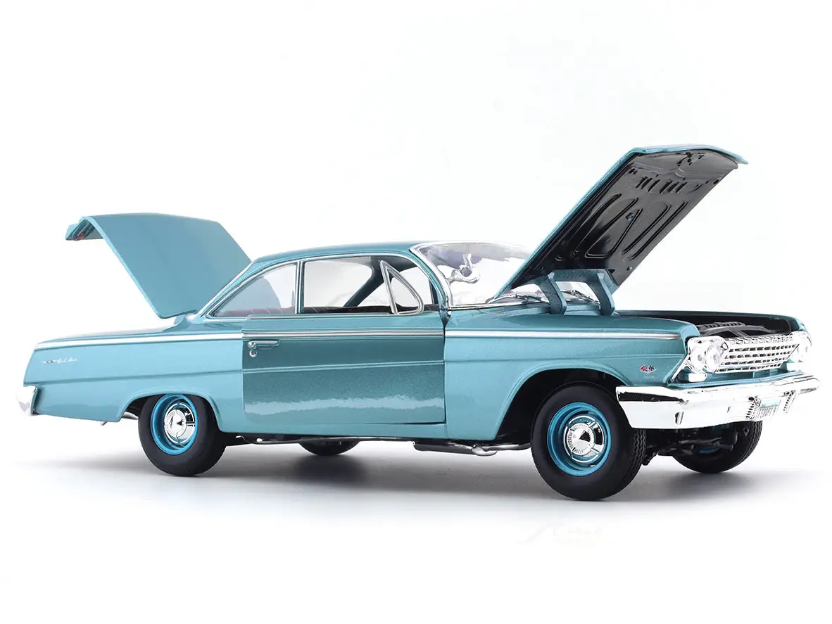 1962 Chevy Bel Air 1:18 Maisto licensed diecast Scale Model car collectible view 3