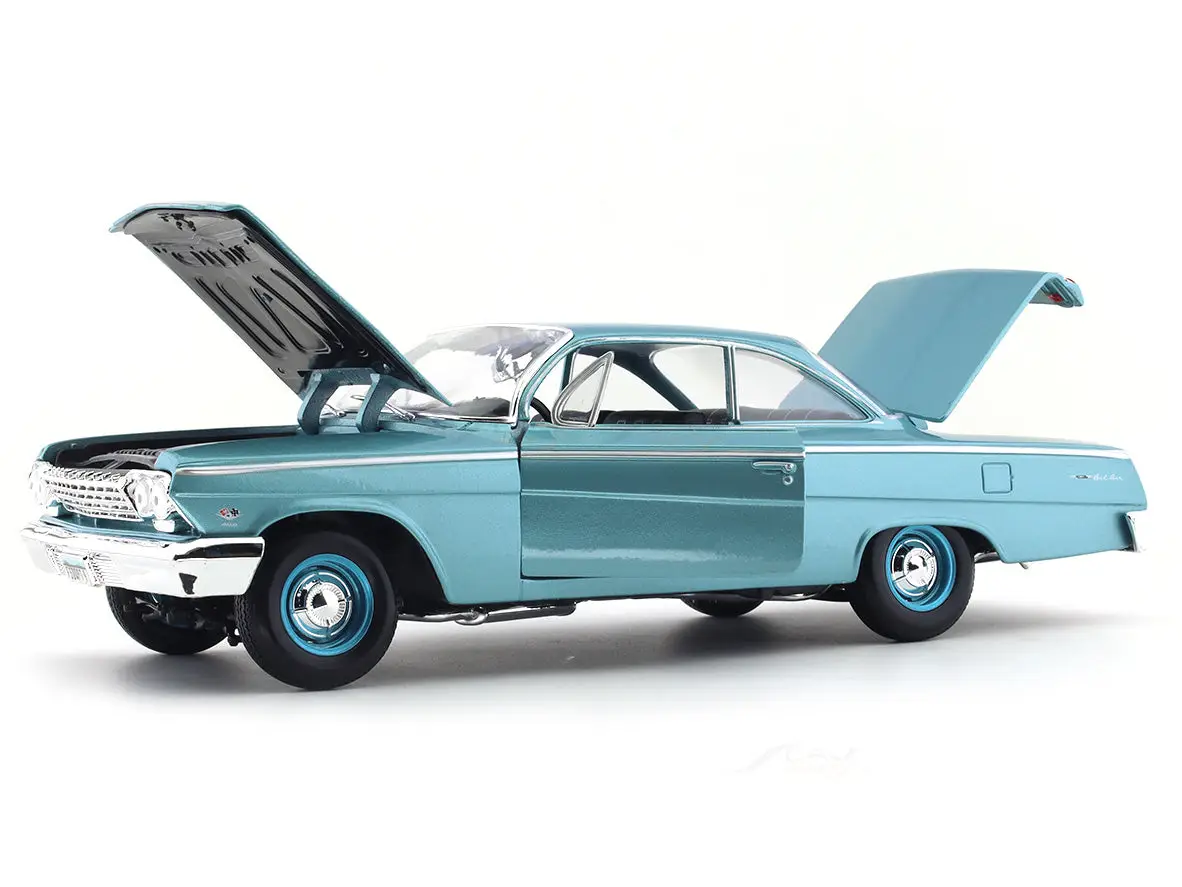 1962 Chevy Bel Air 1:18 Maisto licensed diecast Scale Model car collectible view 5