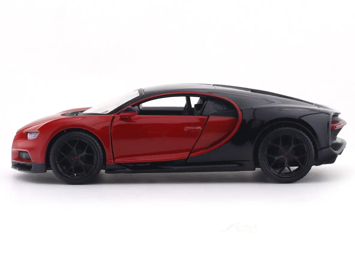 Bugatti Chiron Sport Red 1:24 Maisto with Acrylic Case Licensed Diecast Scale Model Car Collectible view 3