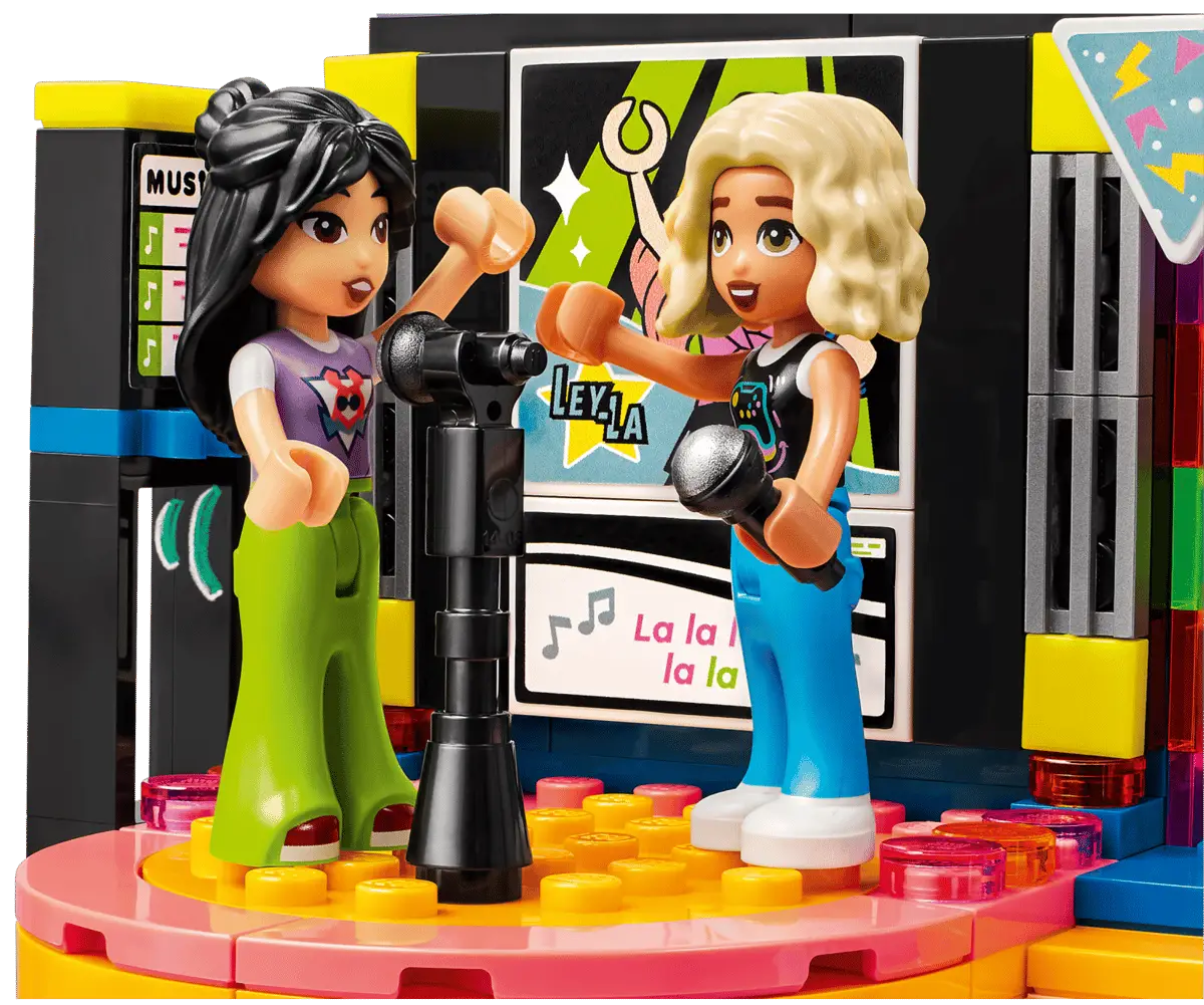 LEGO Friends Karaoke Music Party Friends #42610 Karaoke Music Party view 4