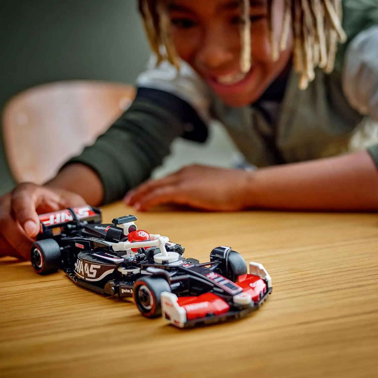 LEGO Speed Champions MoneyGram Haas F1 Team VF-24 Race Car Toy Vehicle 77250 Building Blocks Toys for 10+ Gift for Boys and Girls view 2