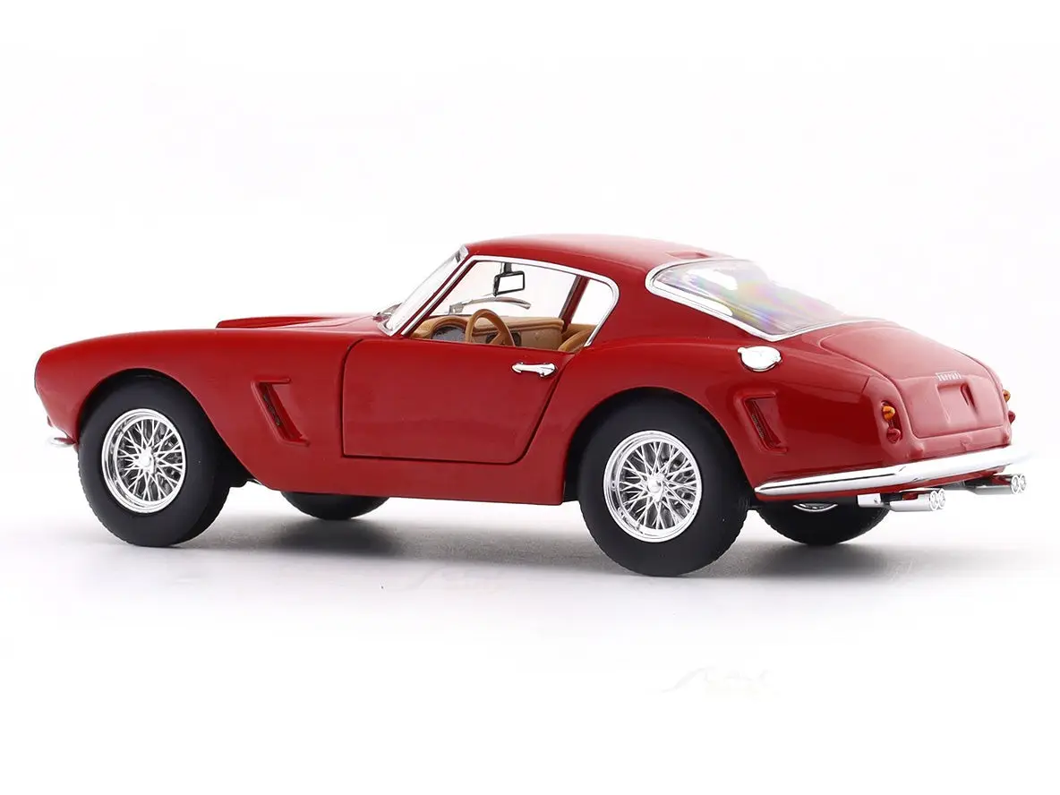 Ferrari 250GT Berlinetta with Acrylic case 1:24 Bburago licensed diecast Scale Model car collectible view 4