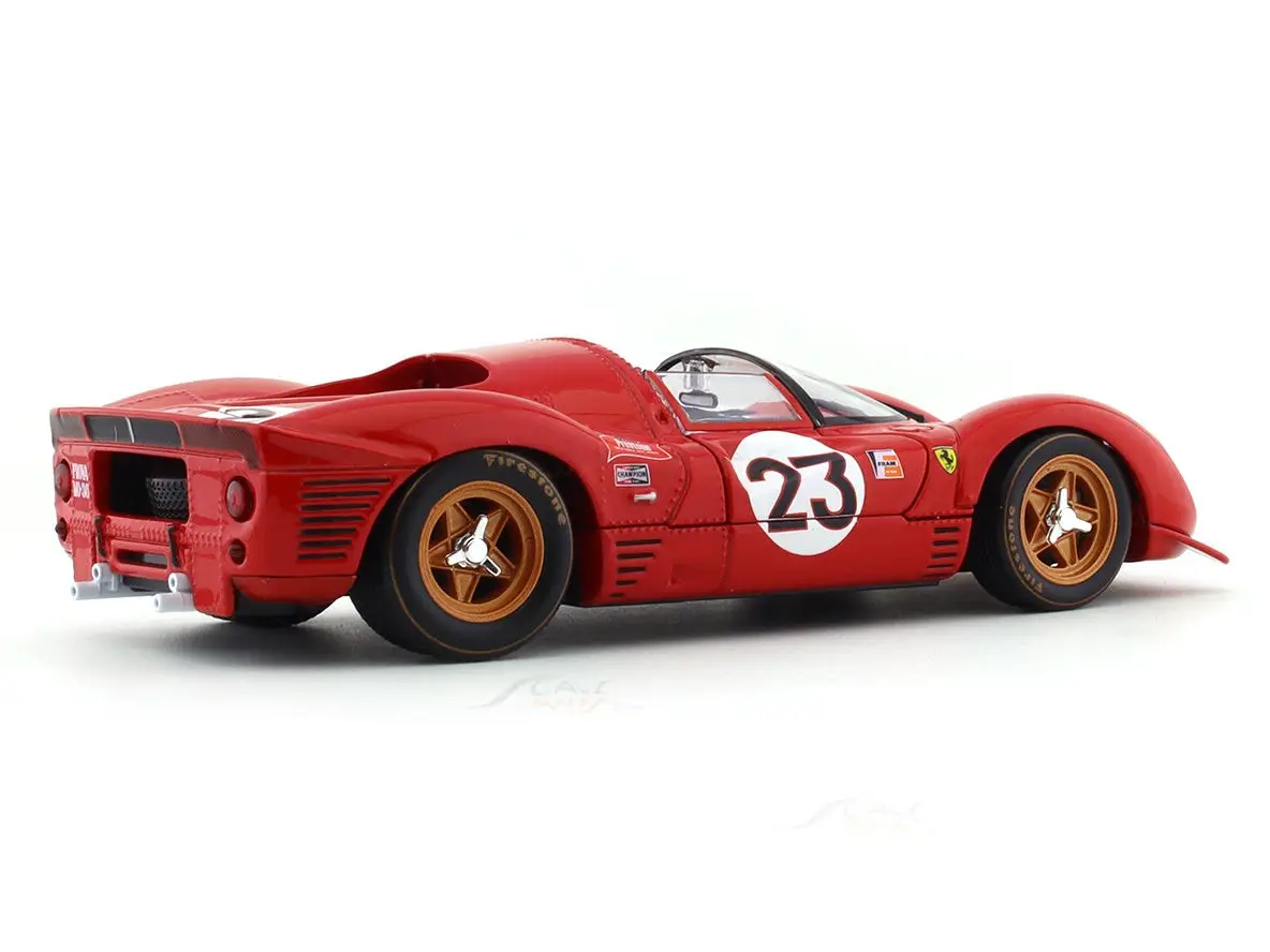 1967 Ferrari 330 P4 Daytona 1:24 Bburago licensed diecast Scale Model car collectible view 4
