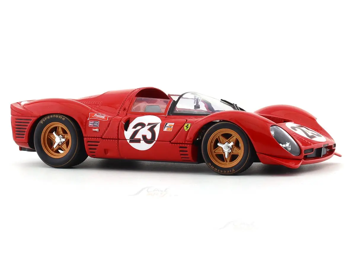 1967 Ferrari 330 P4 Daytona 1:24 Bburago licensed diecast Scale Model car collectible view 6