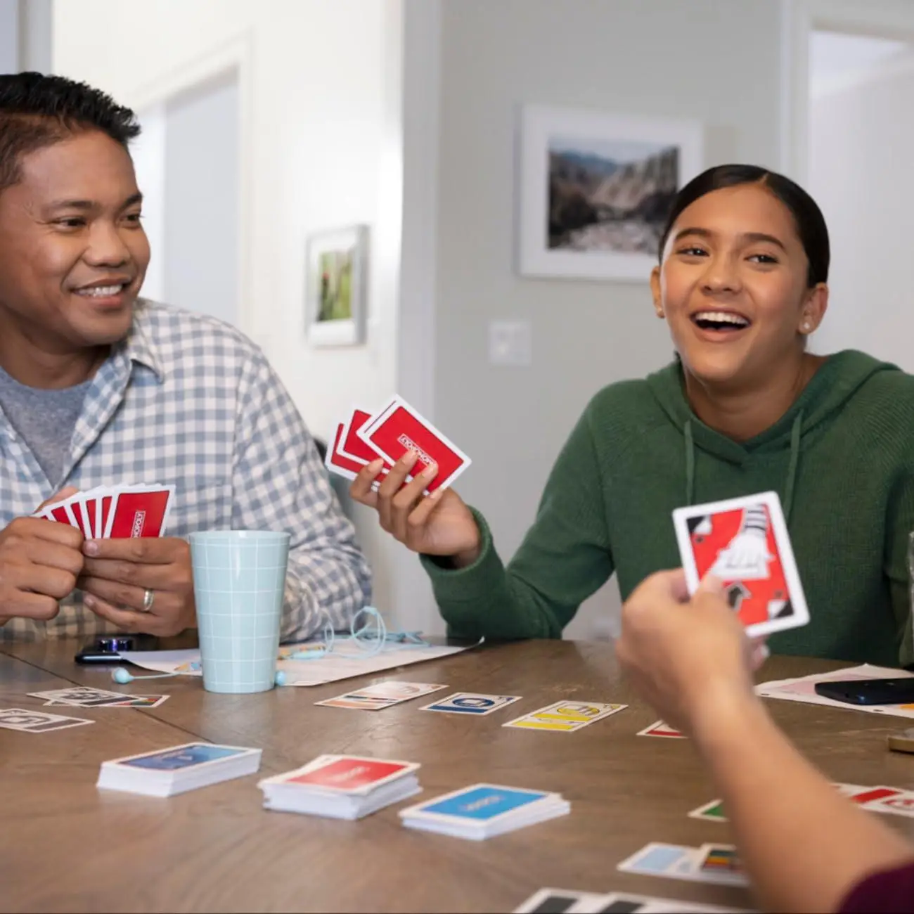MONOPOLY Bid Game, Quick-Playing Card Game For 4 Players, Game For Families and Kids Ages 7 and Up, Multicolor view 4