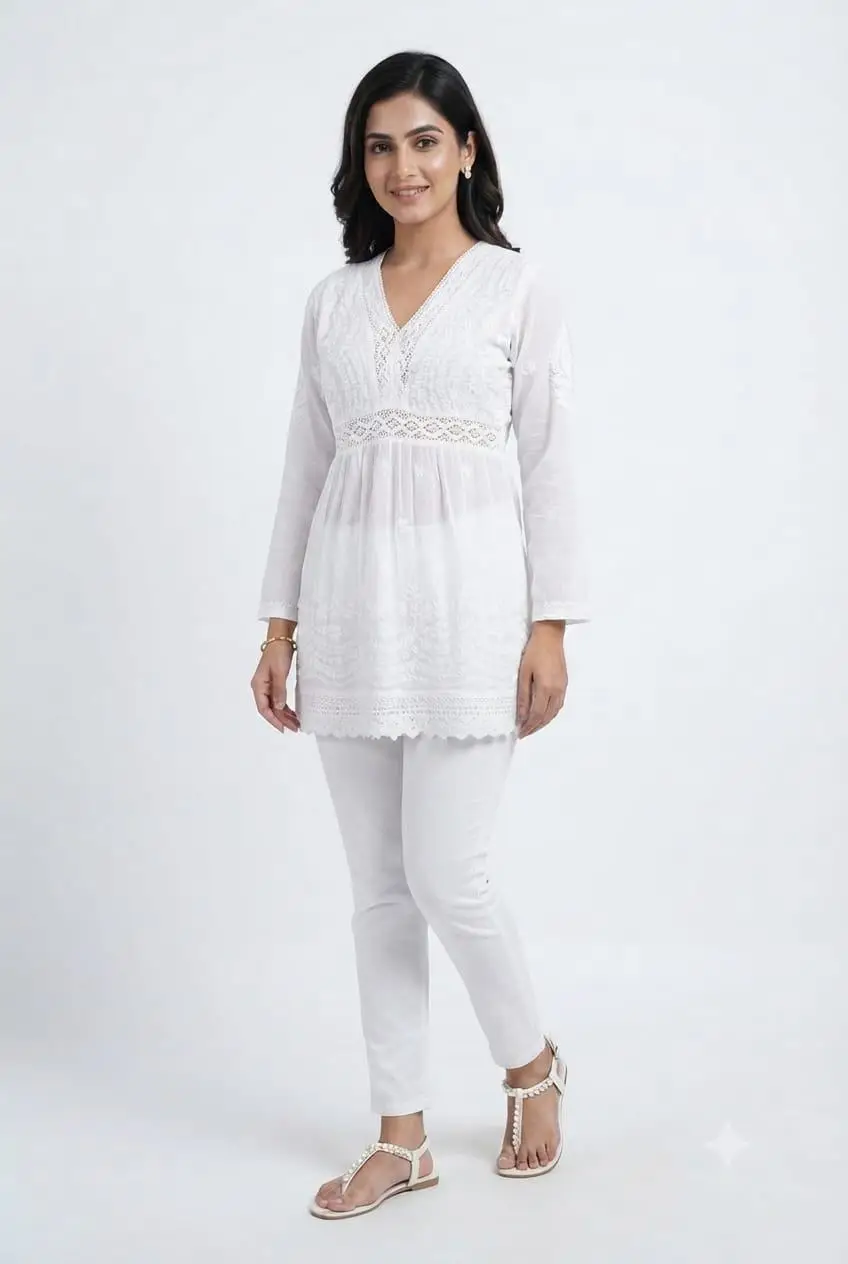 LCF CHIKAN EMBOIDERY SHORT TOP MODAL - WHITE