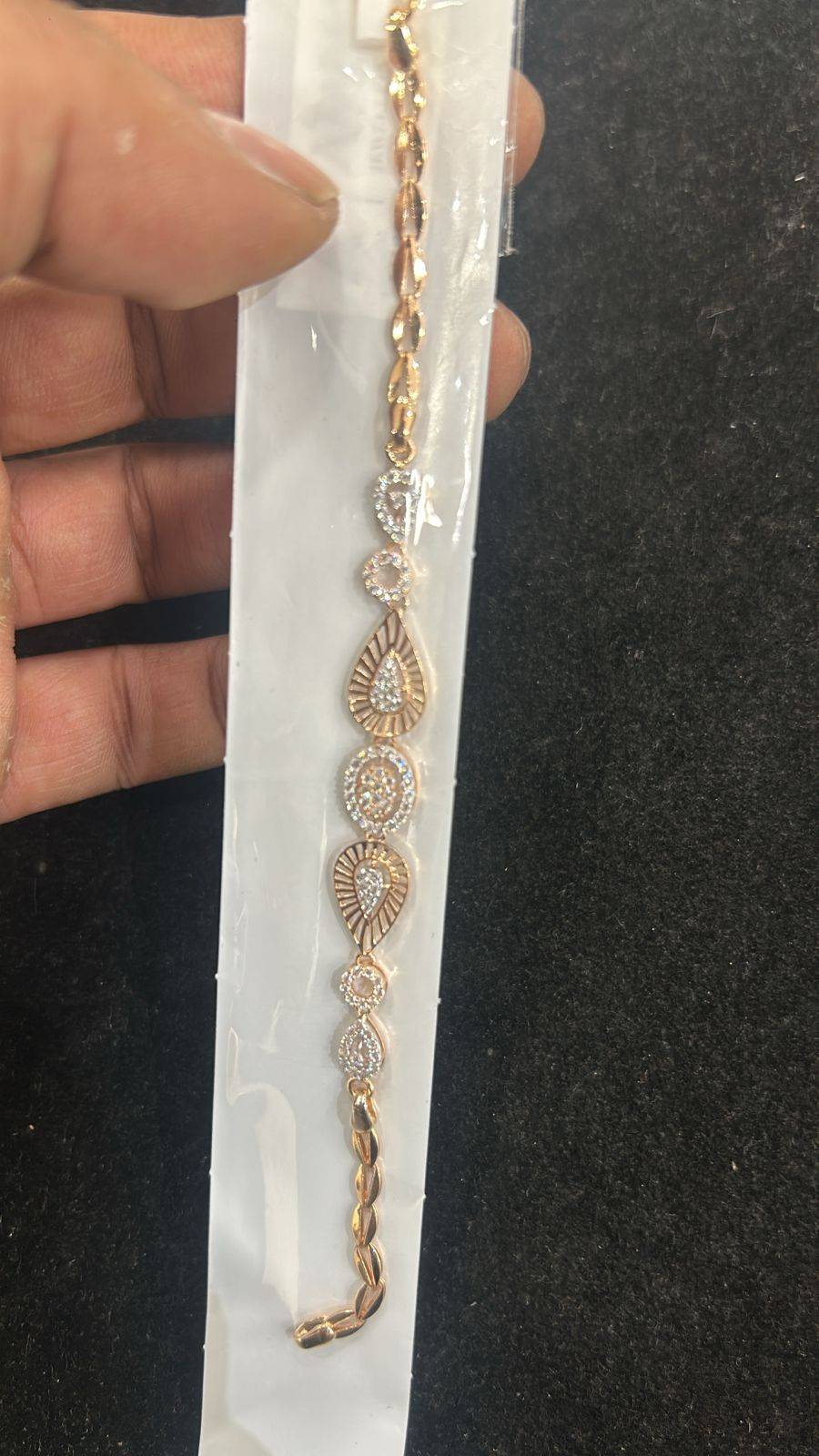 Rose-Gold bracelet view 3