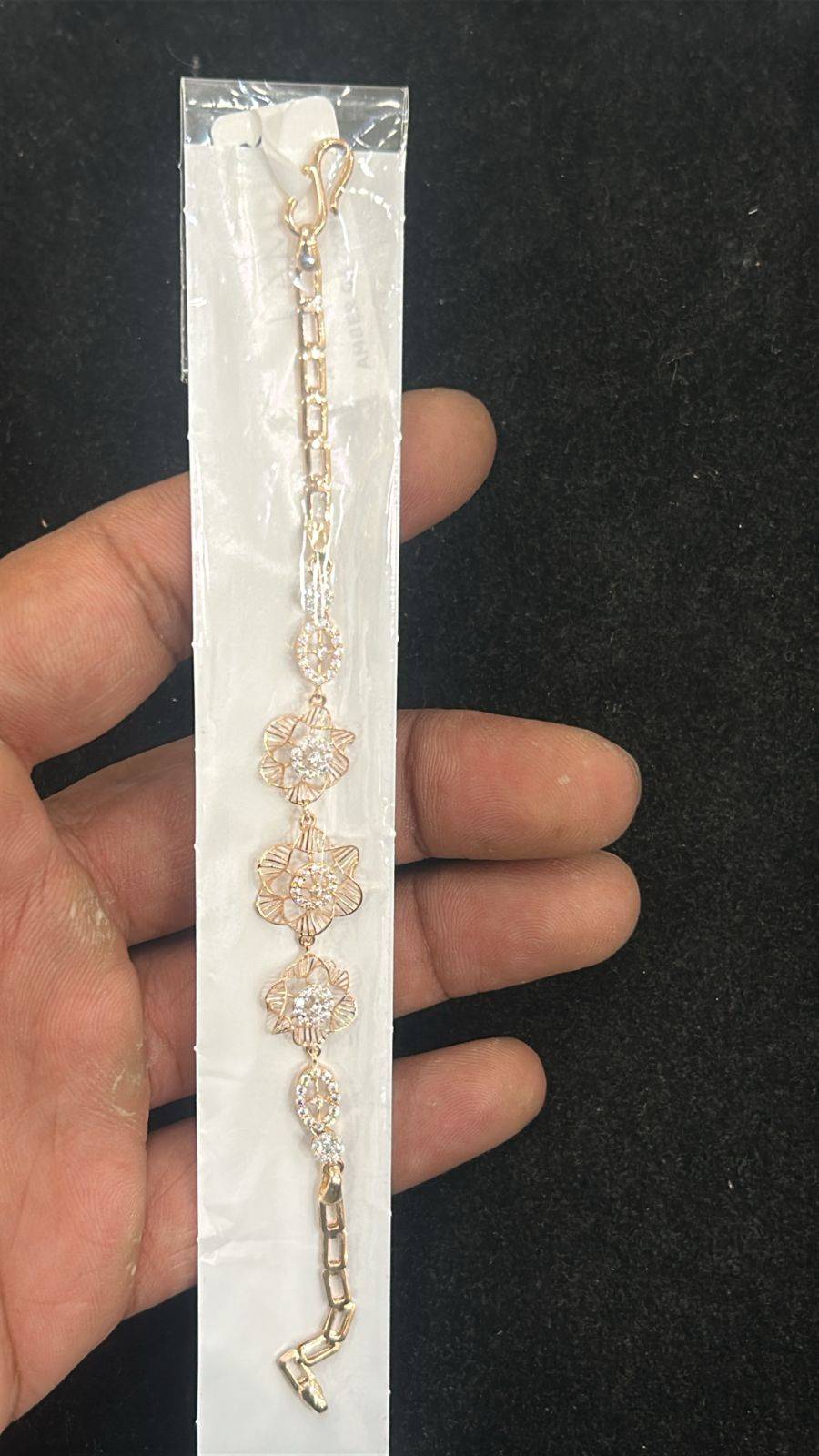 Rose-Gold bracelet view 4