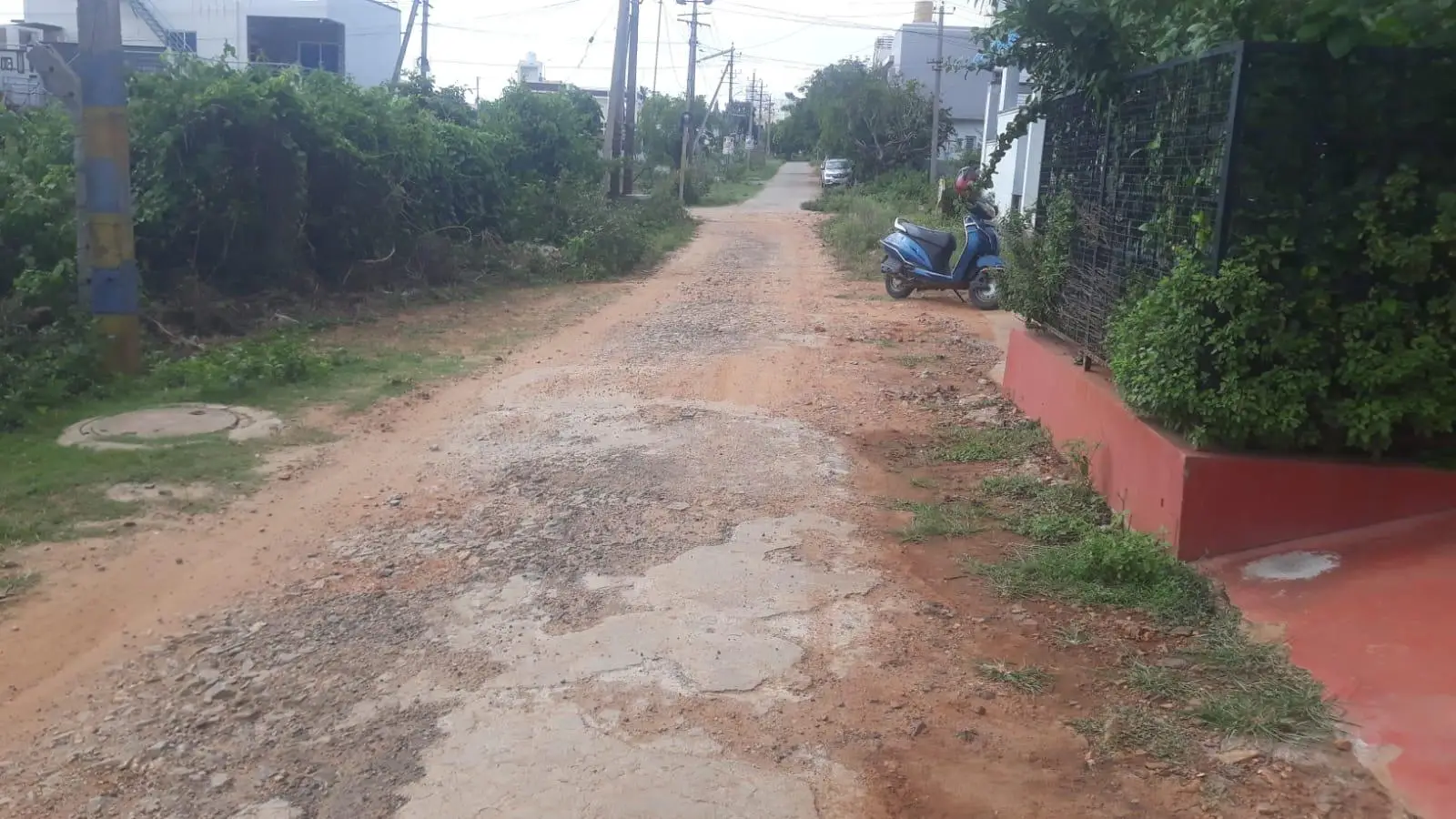 Bank Employees Layout, Bogadi Gaddige Road view 3