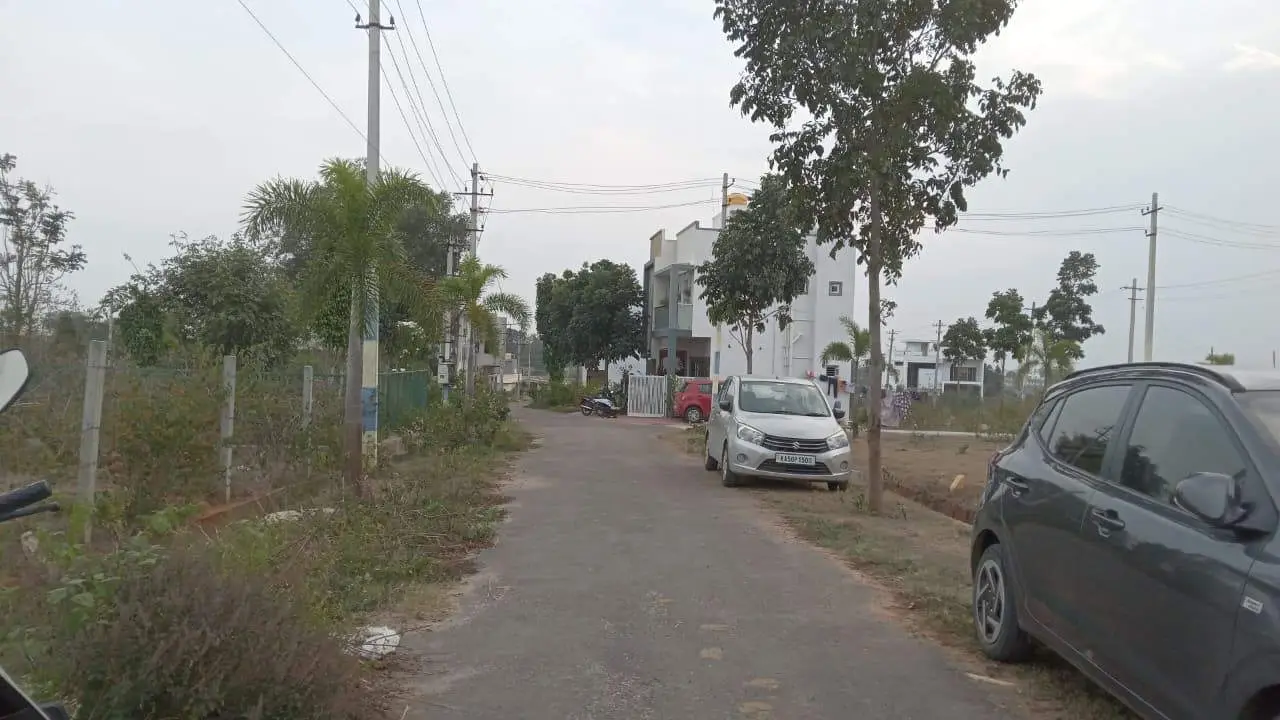(2026OCN101) Boyamma Boyappa Layouyt, Vijayanagara