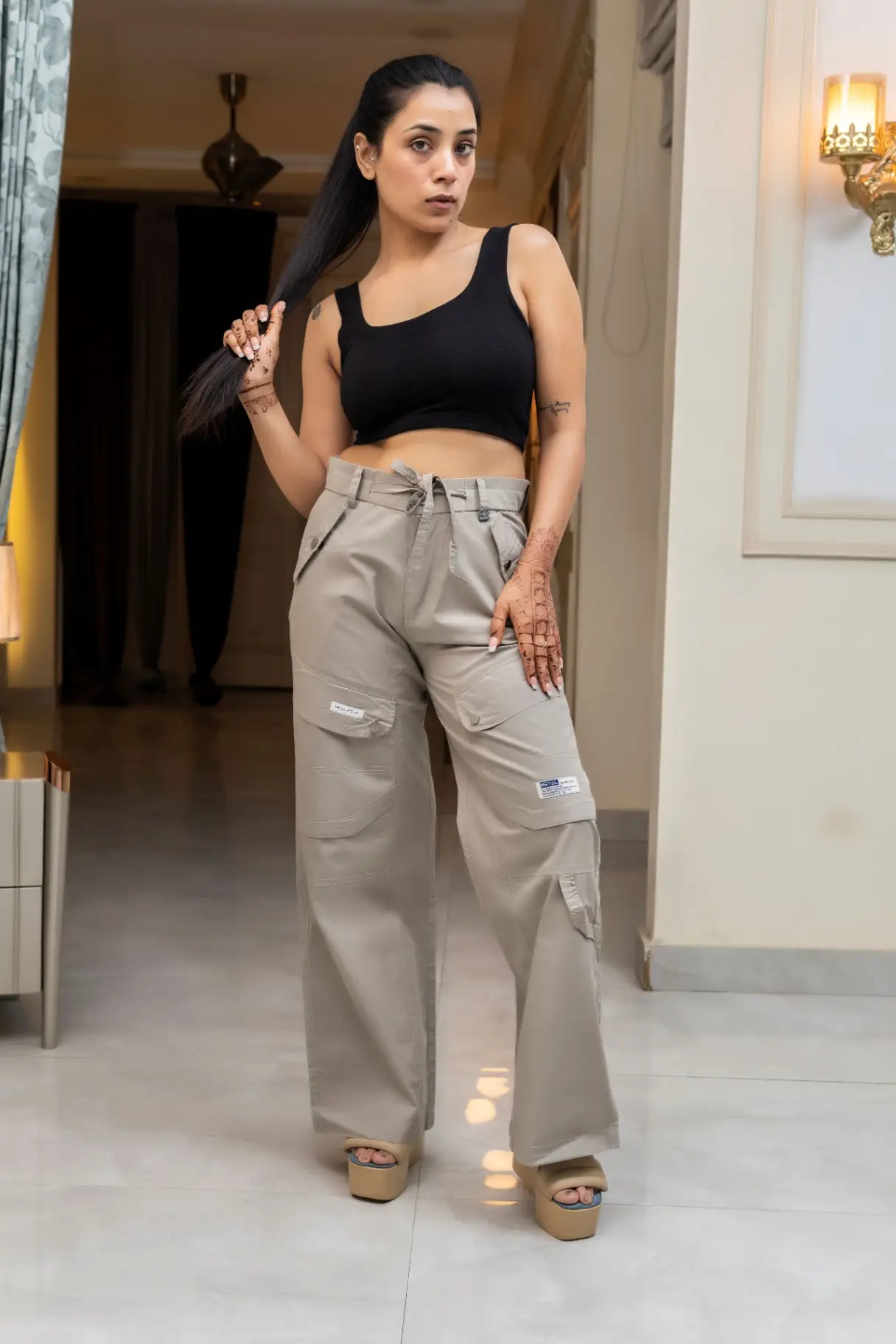Slate Gray Wide-Leg Cargo Trousers with Multi-Pocket Detail view 2