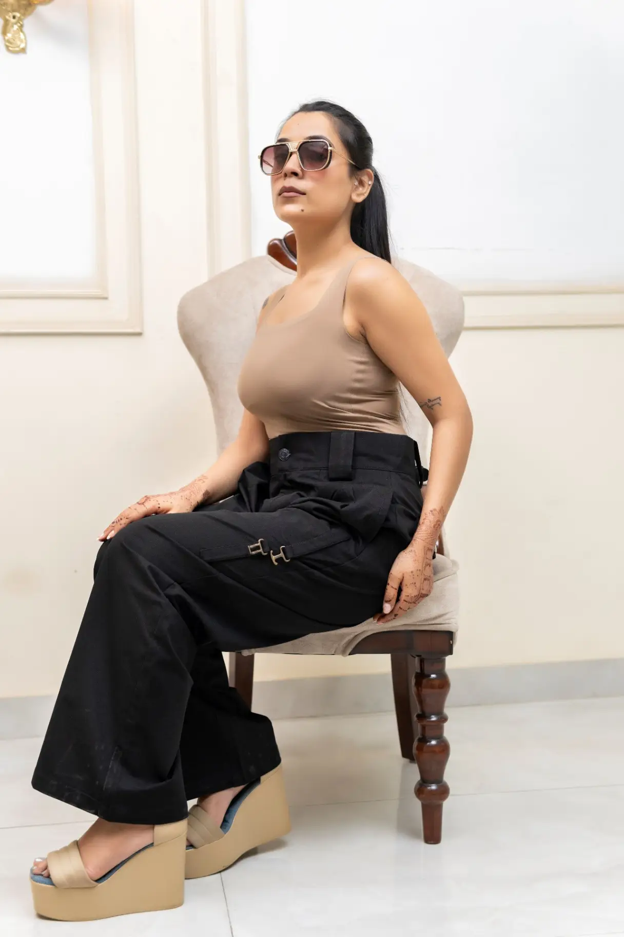 Midnight Black Wide-Leg Trousers with Structured Box Pleats view 4