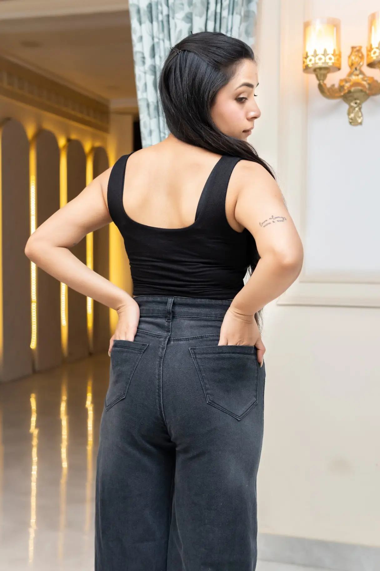 High-Rise Wide-Leg Jeans in Washed Dark Grey view 3