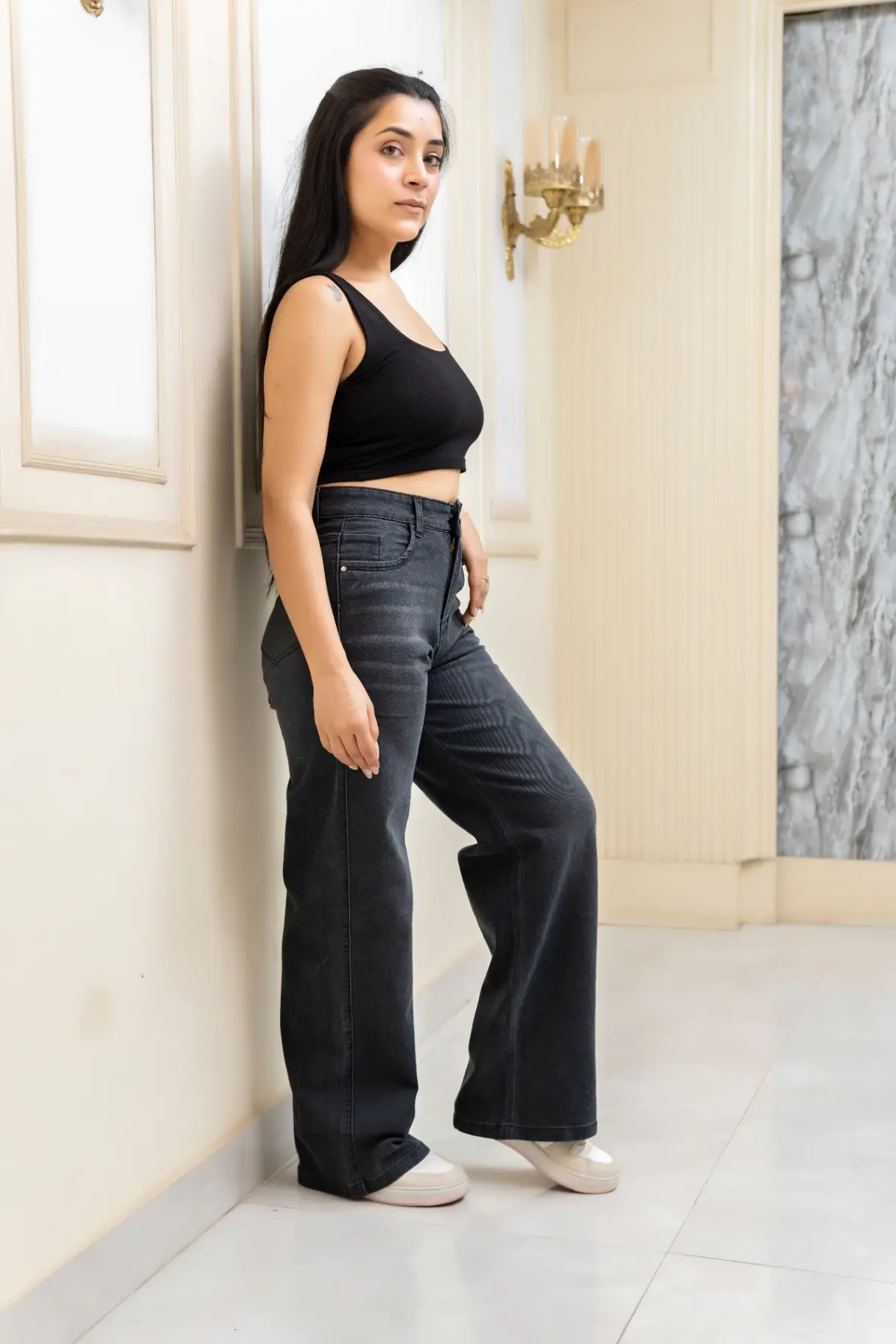 High-Rise Wide-Leg Jeans in Washed Dark Grey view 4