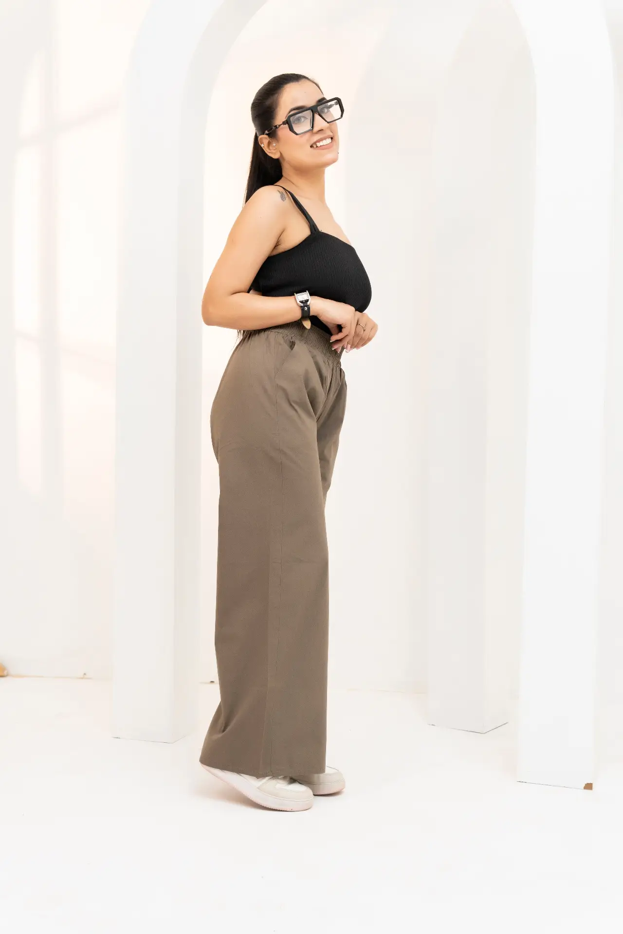 Girls' Soft Ash Brown Pleated Wide-Leg Loungewear Cotton Trousers view 2