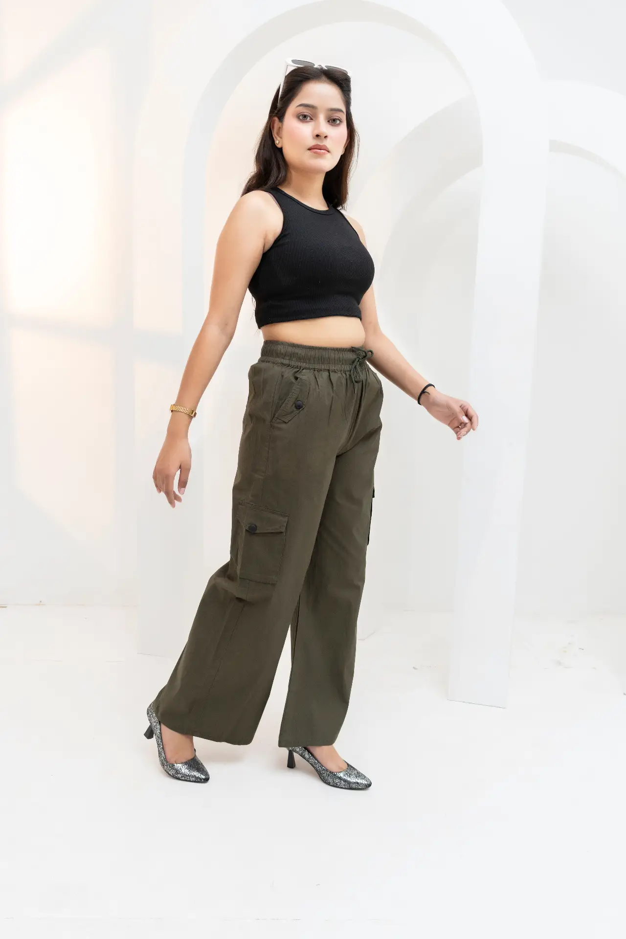 Olive Green Wide-Leg Cargo Trousers view 2