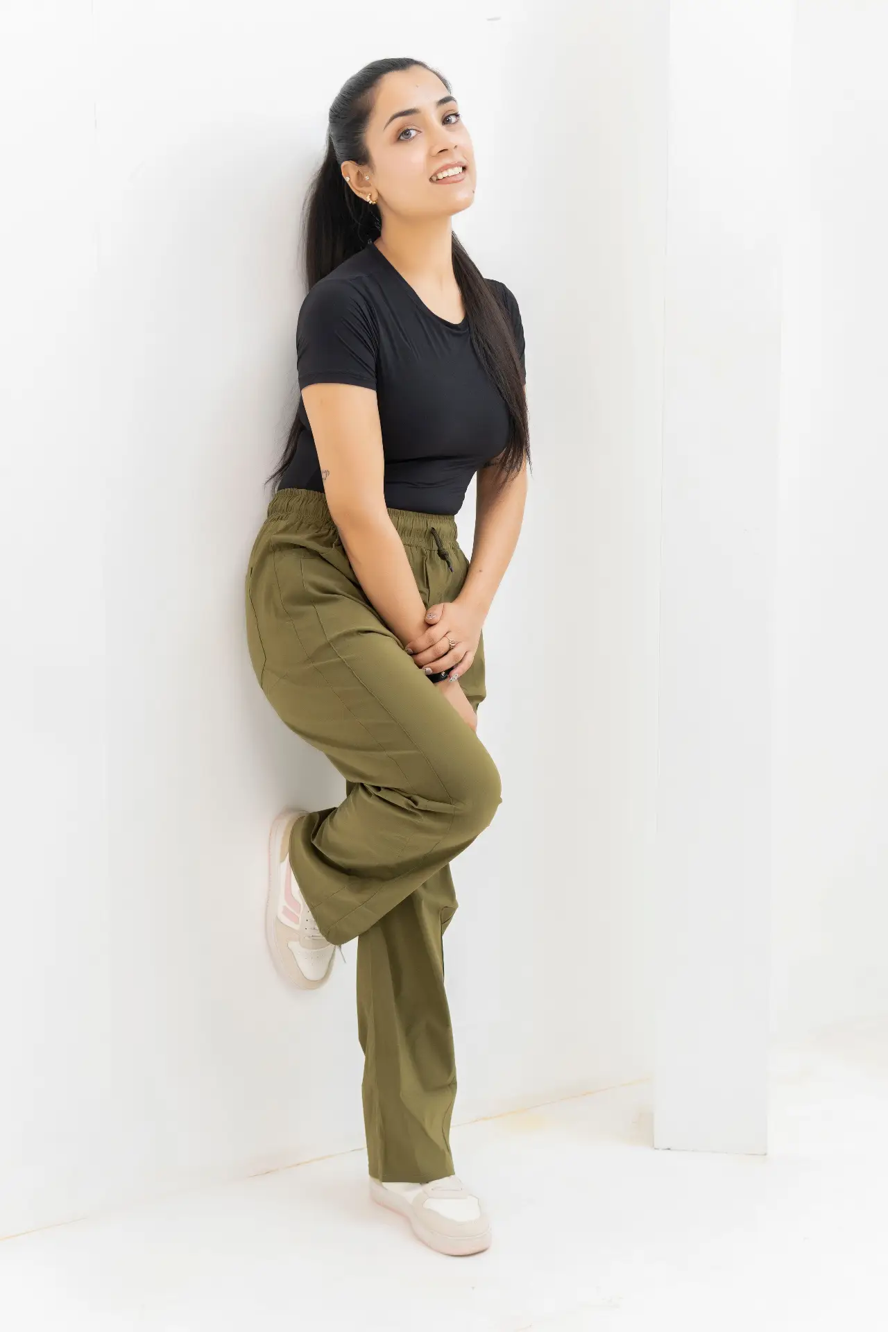 Olive Green Front-Seam Wide-Leg Trousers view 2