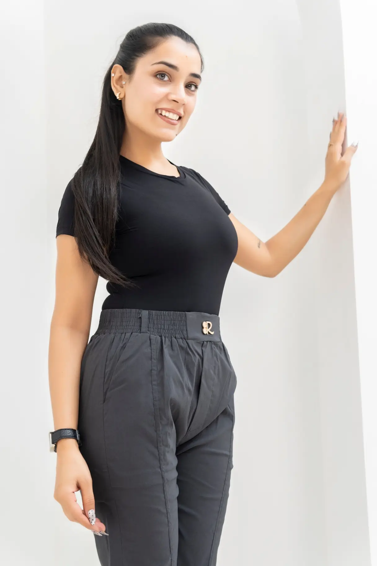 Charcoal Grey Front-Seam Wide-Leg Trousers view 3