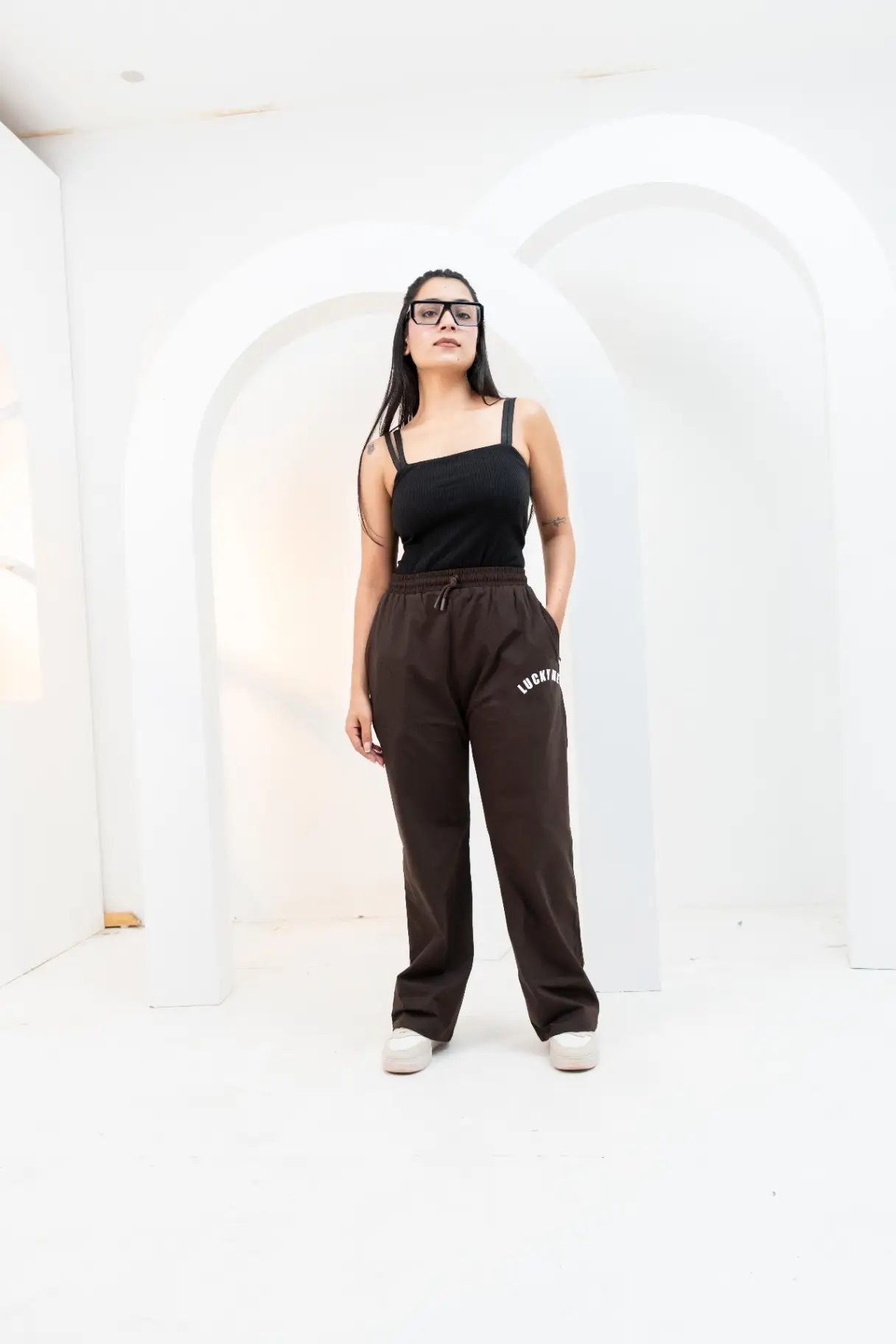 Urban Chill Loose-Fit Cotton Trouser in Cocoa Brown view 3