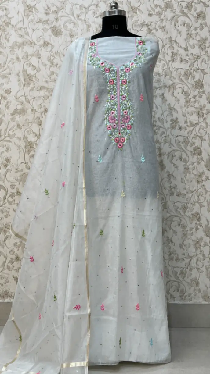 Chanderi Suit with Dupatta in Farsi work view 3