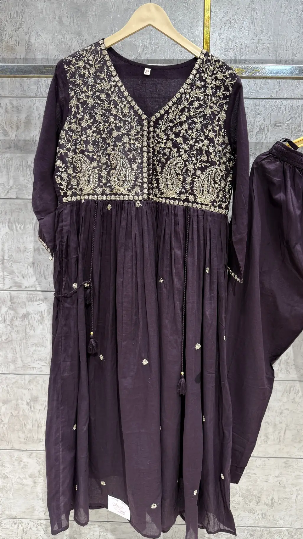 MUL COTTON KURTA PANT DUPPTA WINE COLOUR view 4