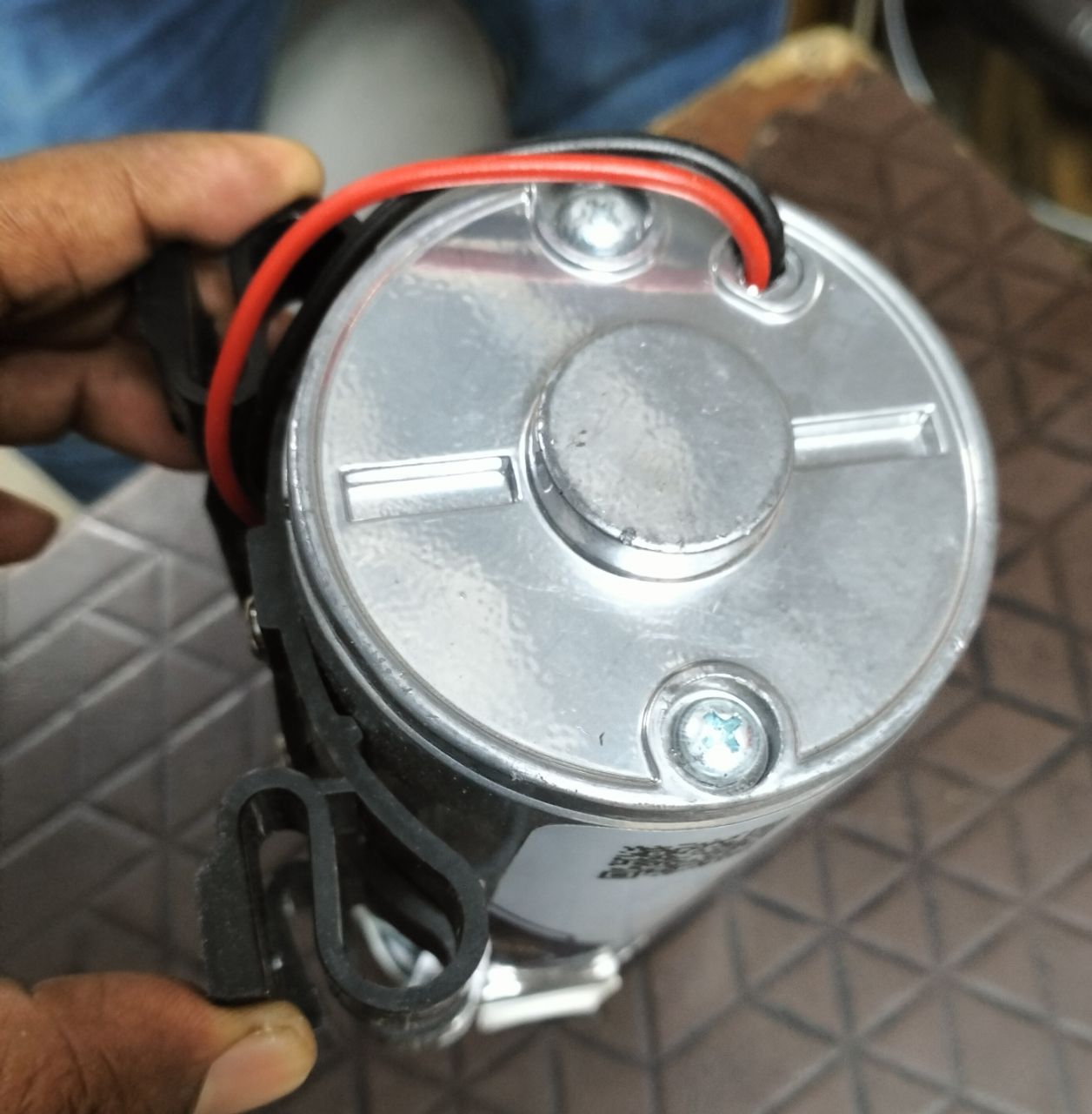 AQUAHHEEL GOLD-100 Diaphragm Booster Pump view 2
