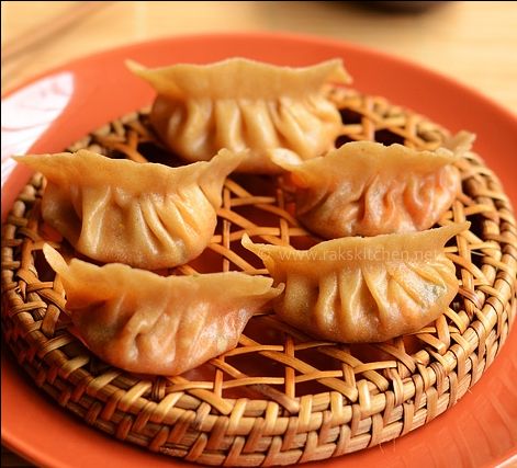 PANEER MOMOS Half