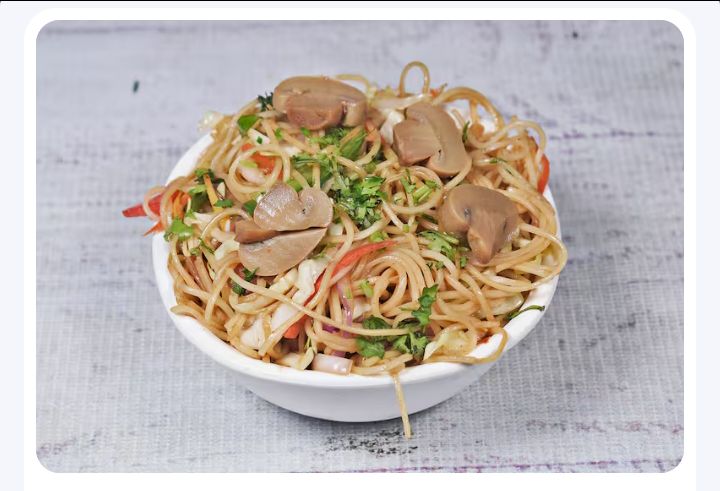 Mushroom Noodles Half