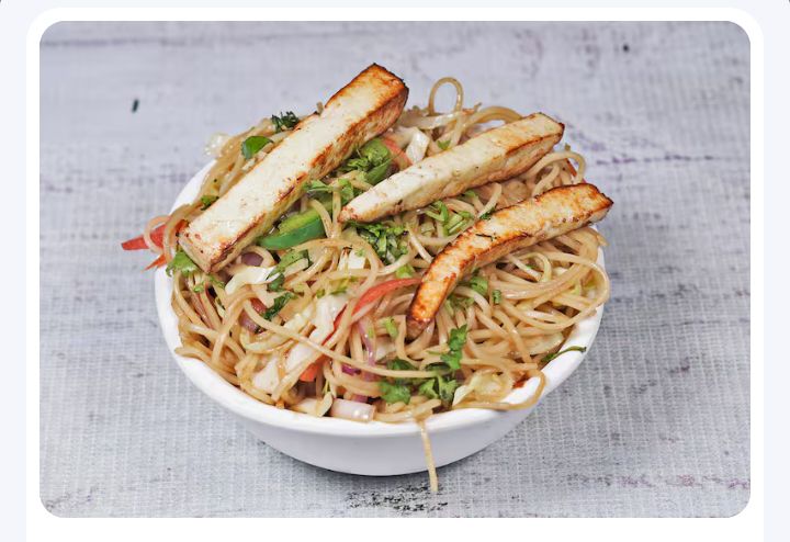 Paneer Noodles Half