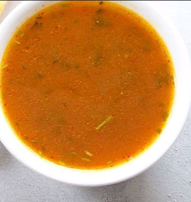 Chicken Tomato Dhaniya Soup