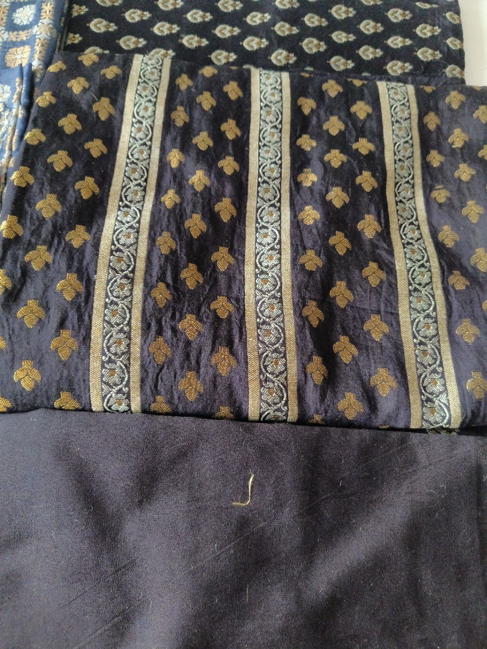 Moonga Silk Cotton Salvar Shoot Fabric view 2