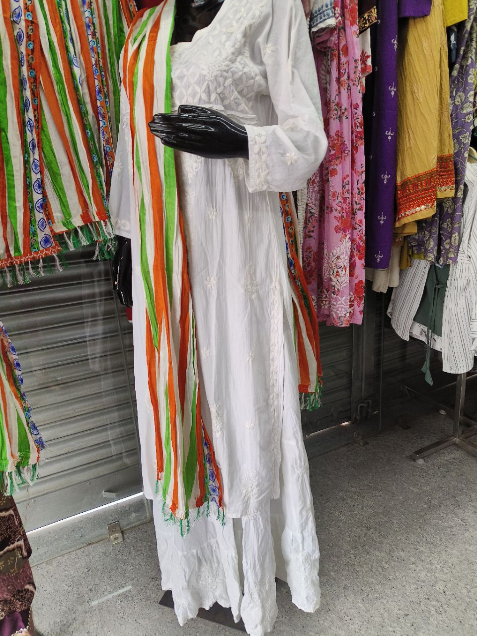 Embroidered White Kurti with Tricolor Dupatta & Skirt view 3
