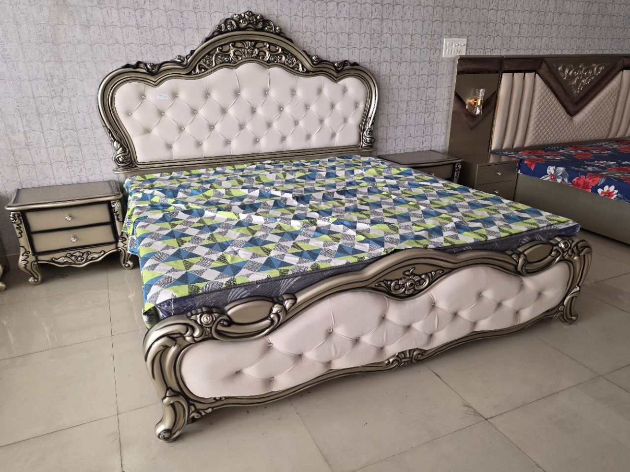 Royal Windsor Bed view 2