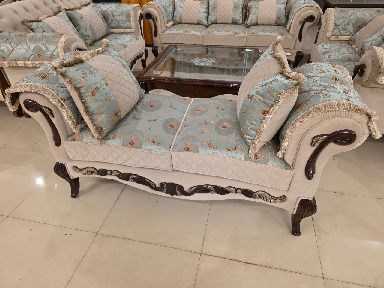 Royal Verona Sofa Set view 5