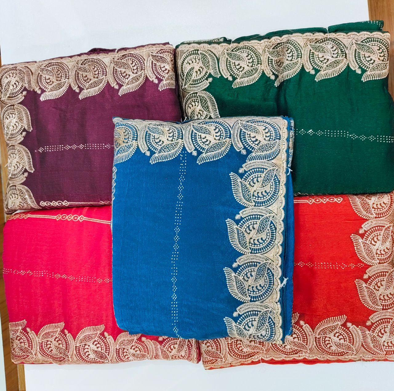 Elegant Embroidered Saree with Designer Paisley Border view 9
