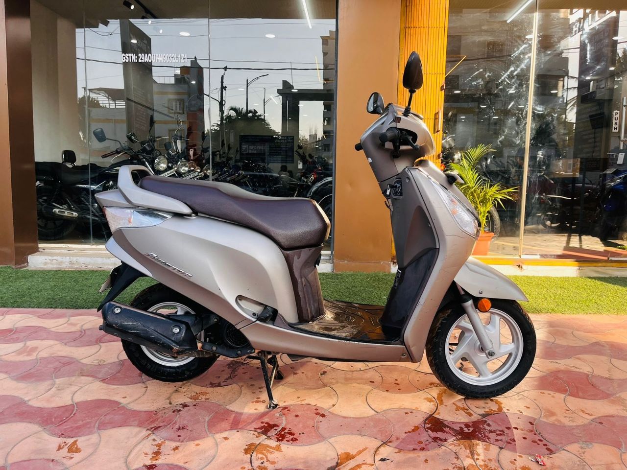 Honda Aviator /2019 Model view 5