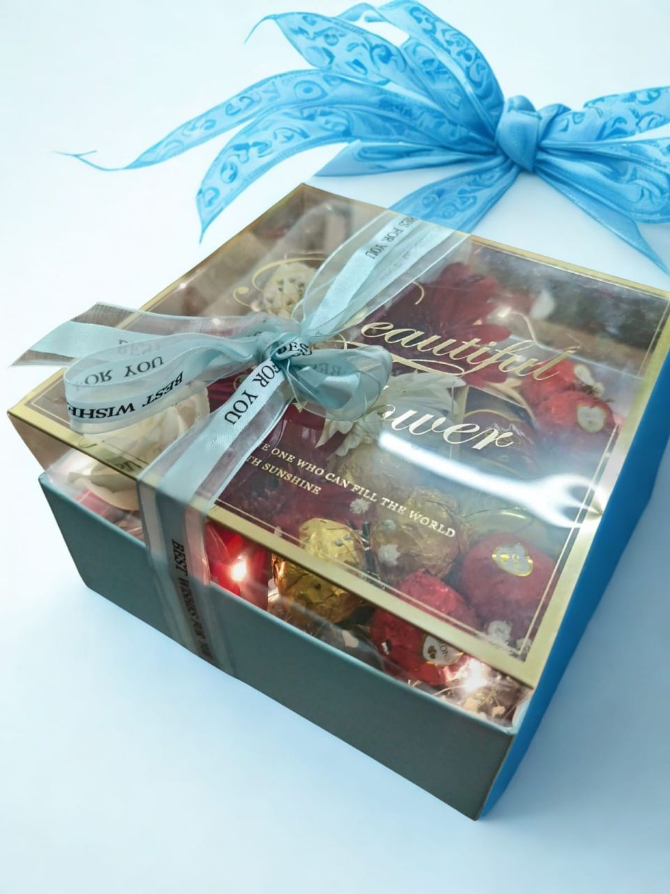 Blue Velvet Hamper view 3