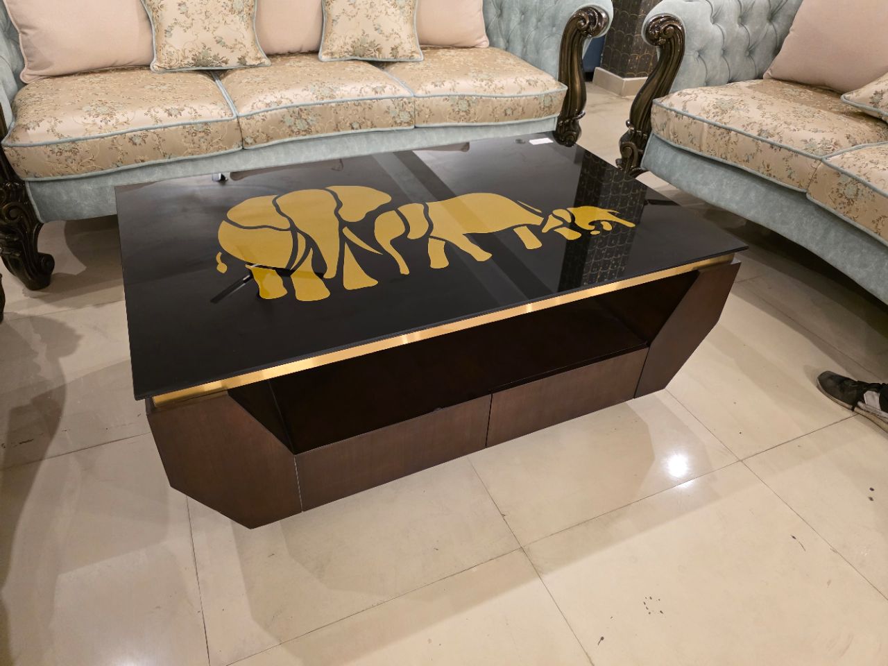 The Maharaja Elephant Signature Centre Table view 2