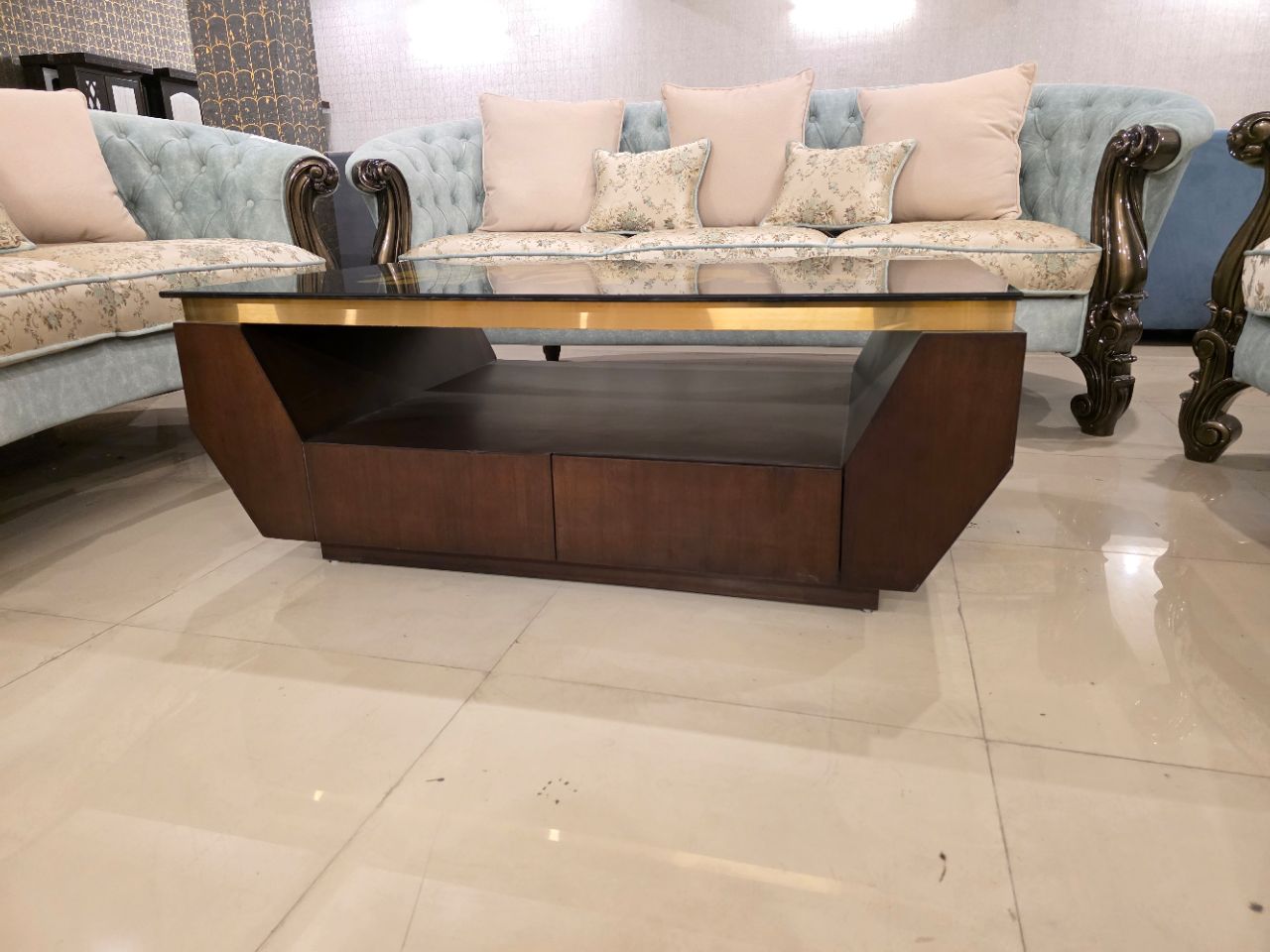 The Maharaja Elephant Signature Centre Table view 7