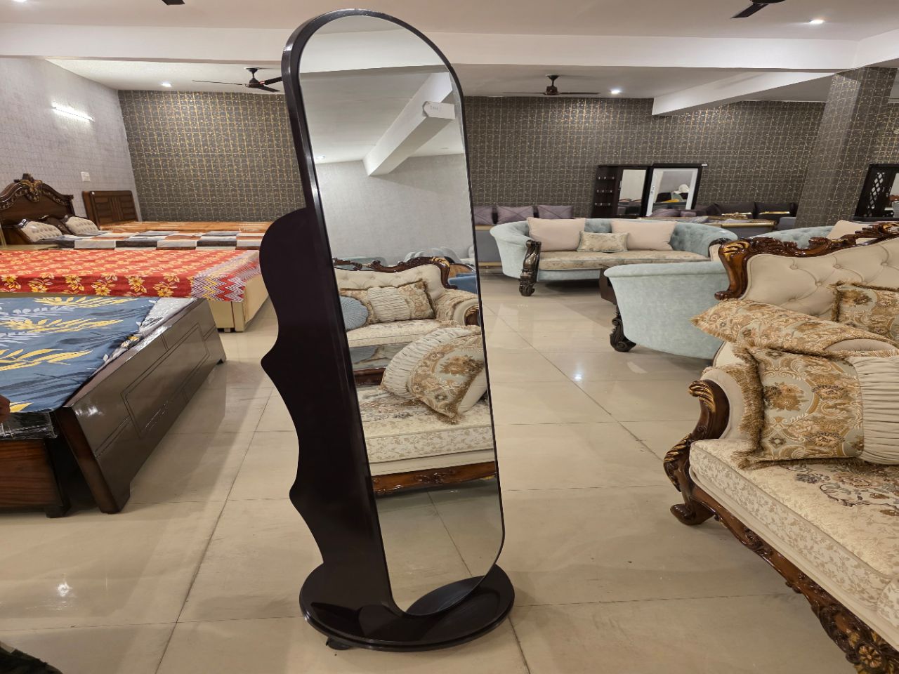 The Elite Swivel Mirror Organizer view 2