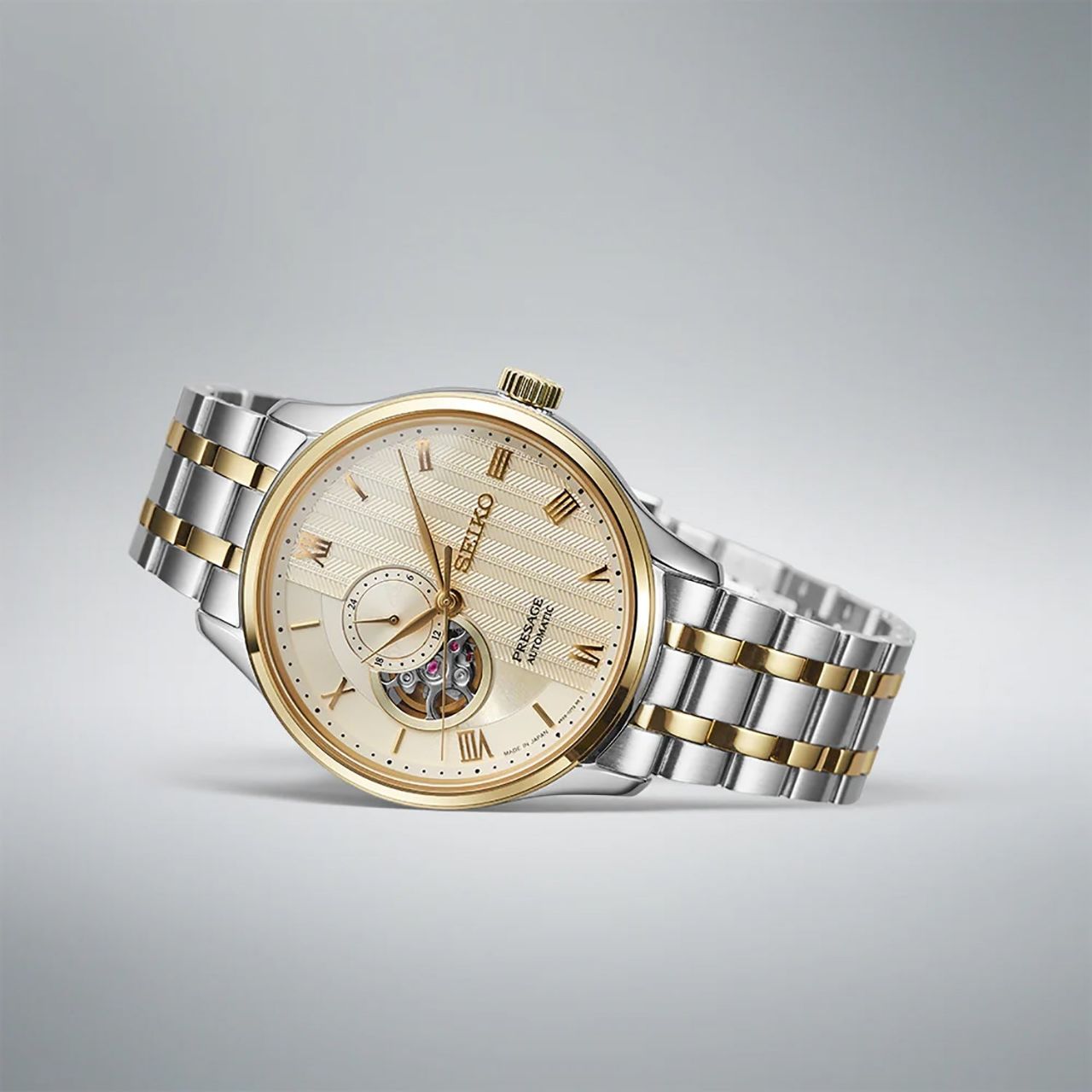 Seiko Presage SSA464J1 view 4