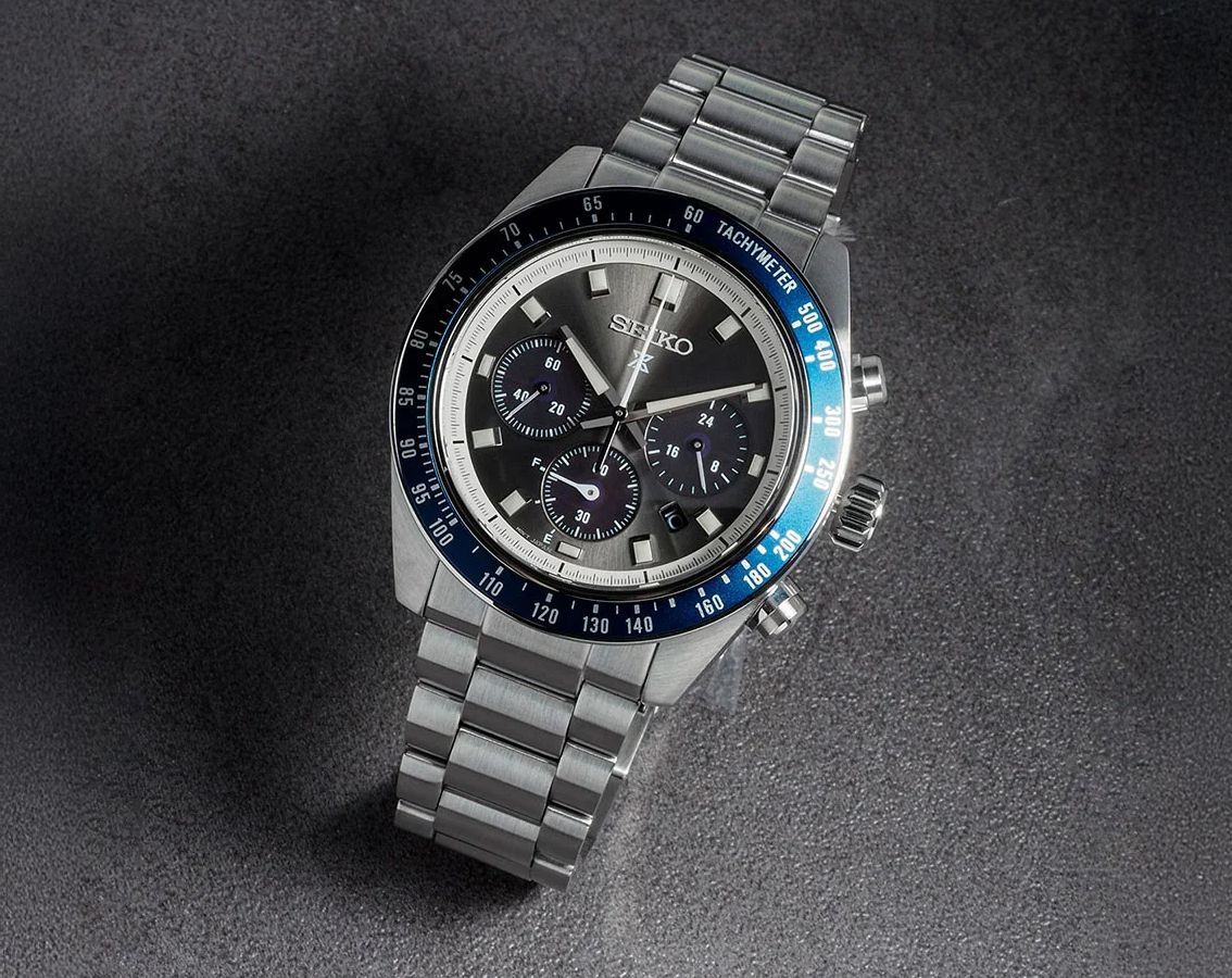 Seiko Chronograph SSV939P1 view 3