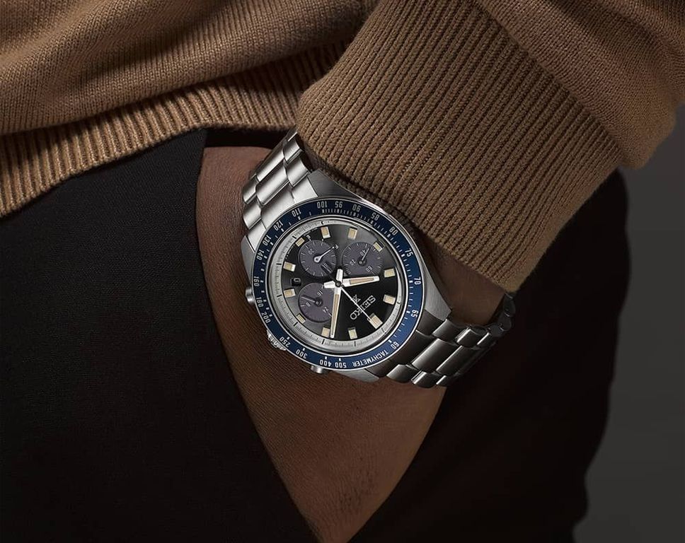 Seiko Chronograph SSV939P1 view 4