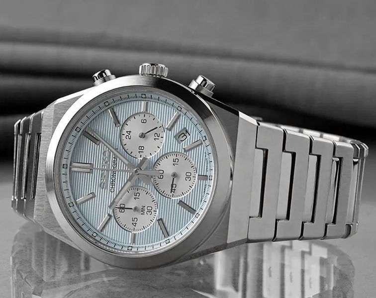 Seiko SSB459P1 view 3