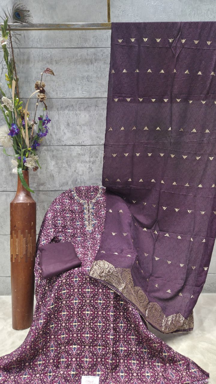 Elegant Purple Unstitched Suit