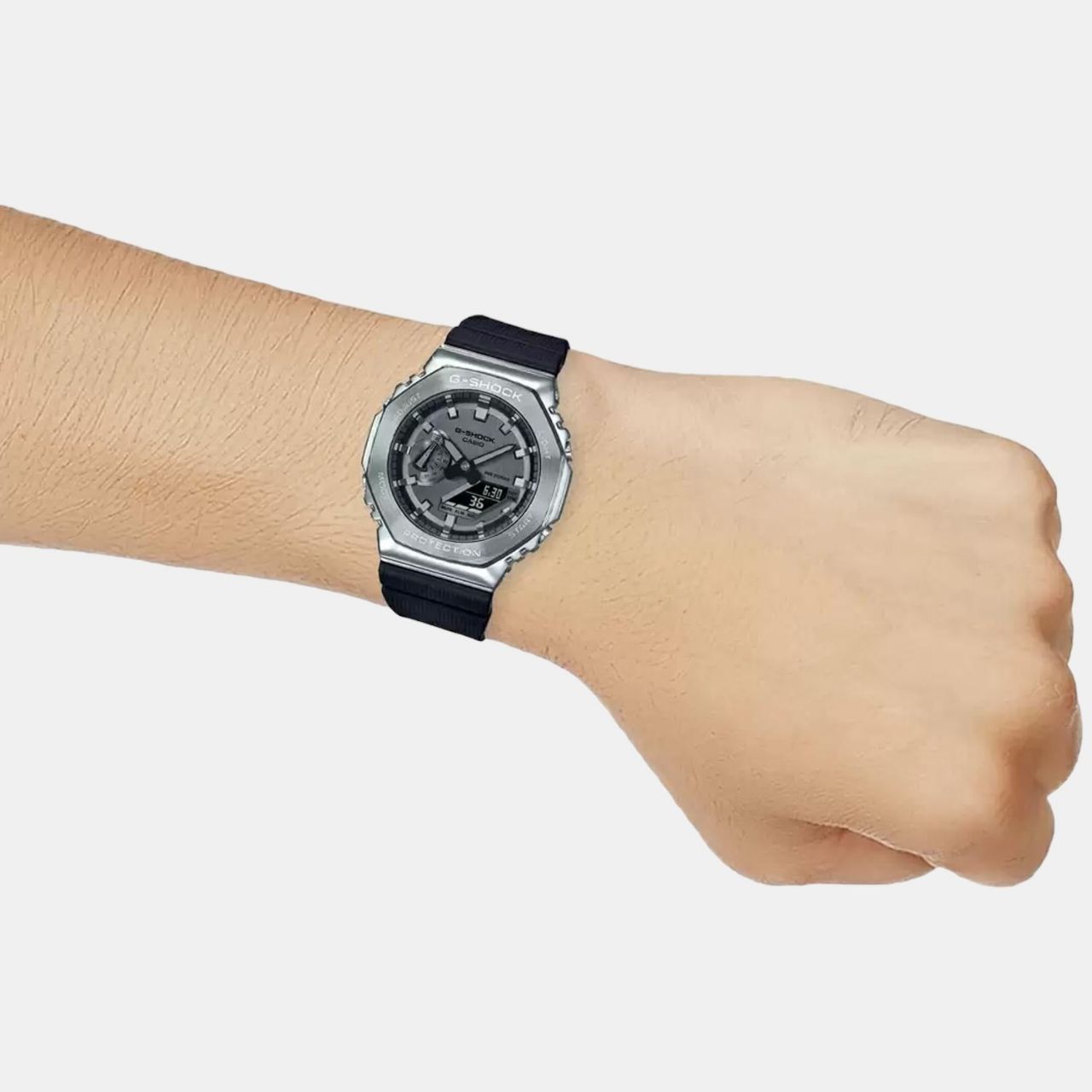G-Shock Casio GM2100 1ADR view 6