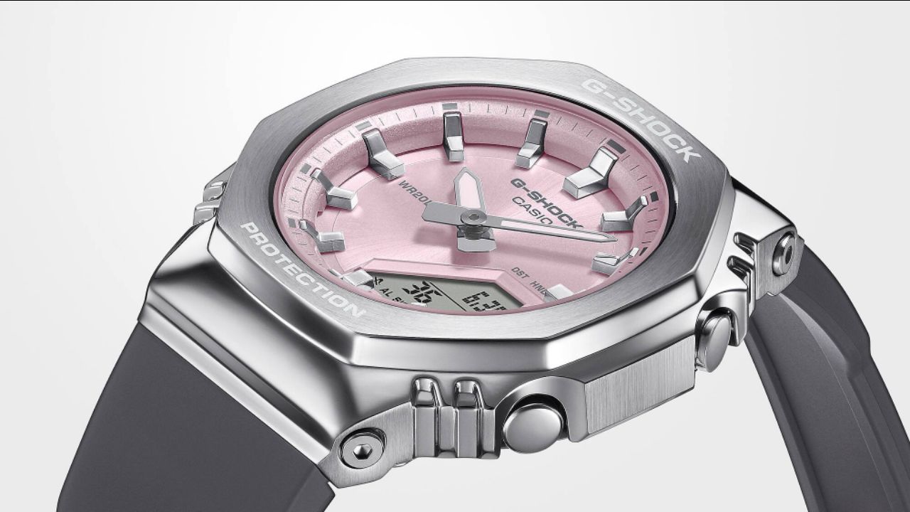 G-SHOCK Casio Pink Watch G1626 view 2